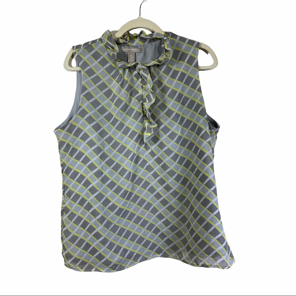 Banana Republic Sleeveless Ruffled Top, Size XL